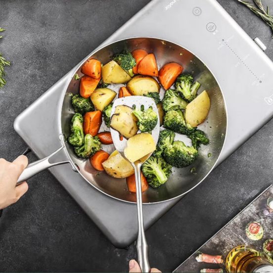 poele_inox_pour_sauter_legumes