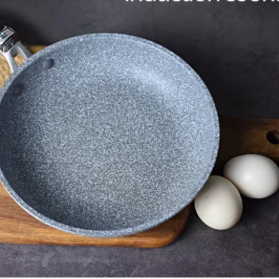 poêle_à_frire_en_pierre_pour_cuisiner